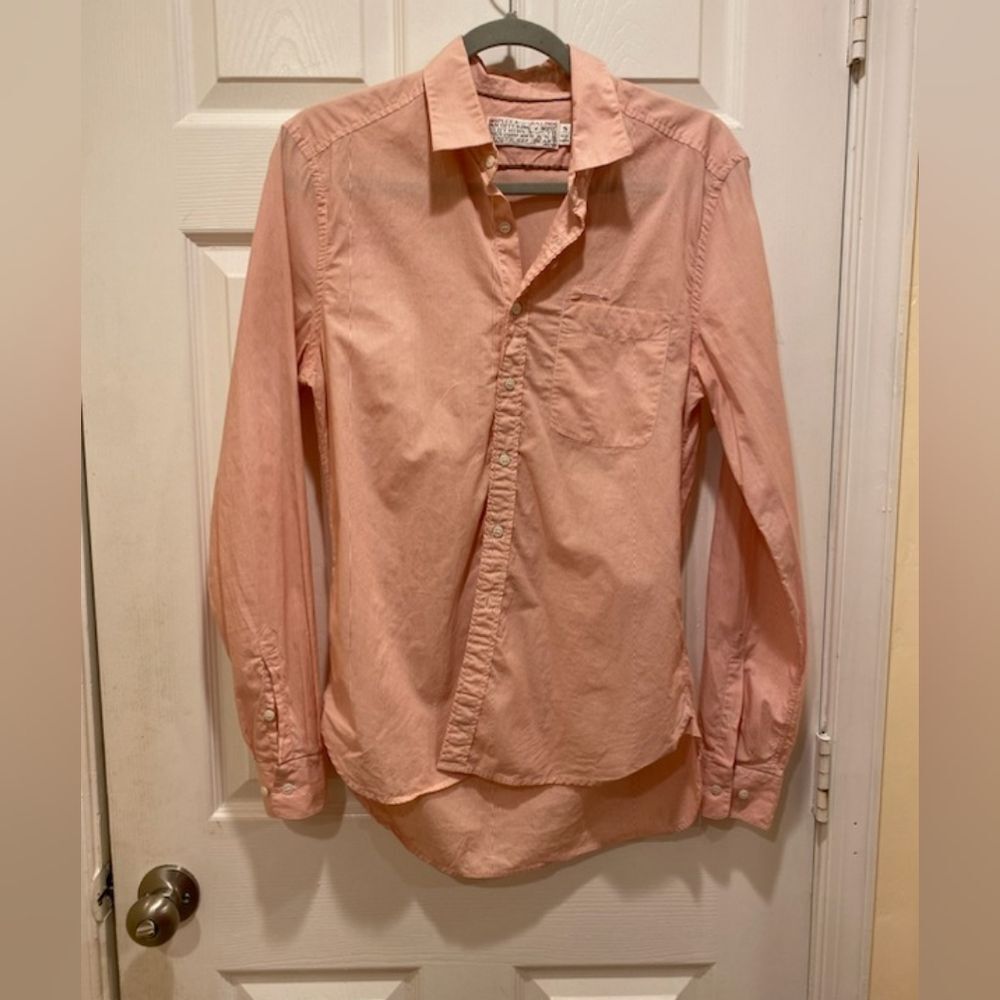 Shipley & Halmos Button-down,  Men's sz S. Peach